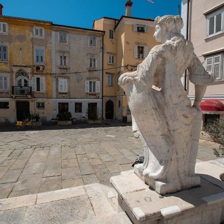 Studio May Piran Exterior foto