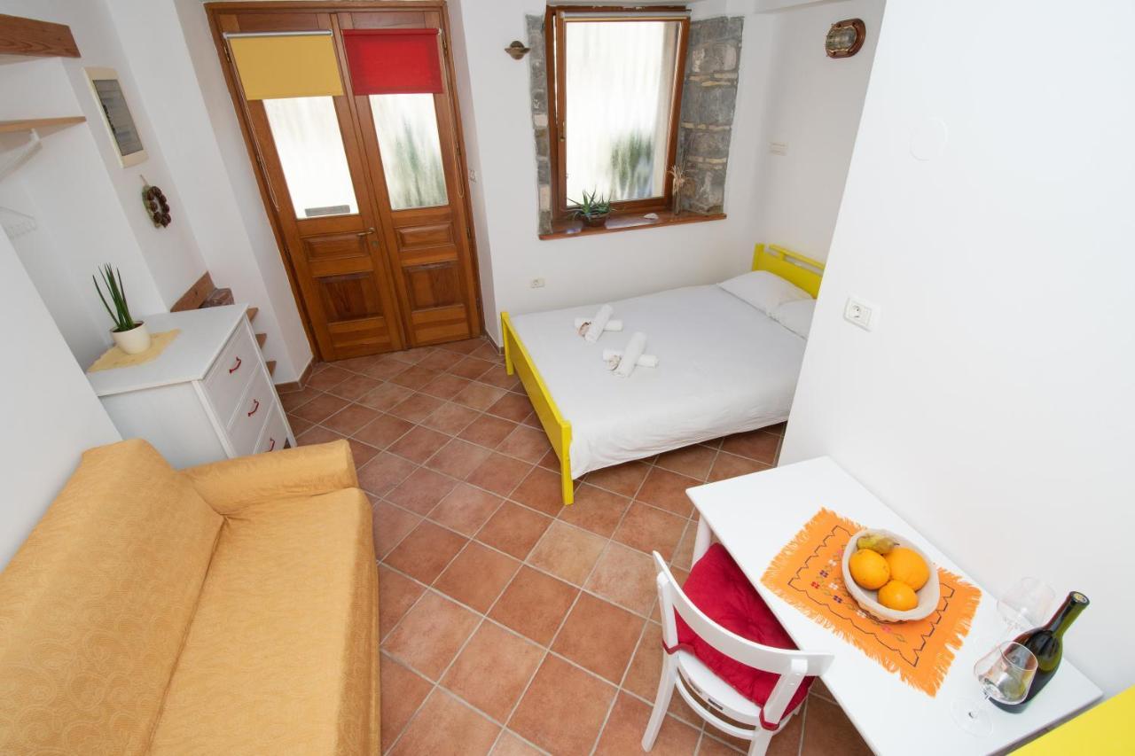 Studio May Piran Exterior foto